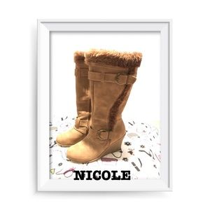 NICOLE Wedge Boot Size 7.5